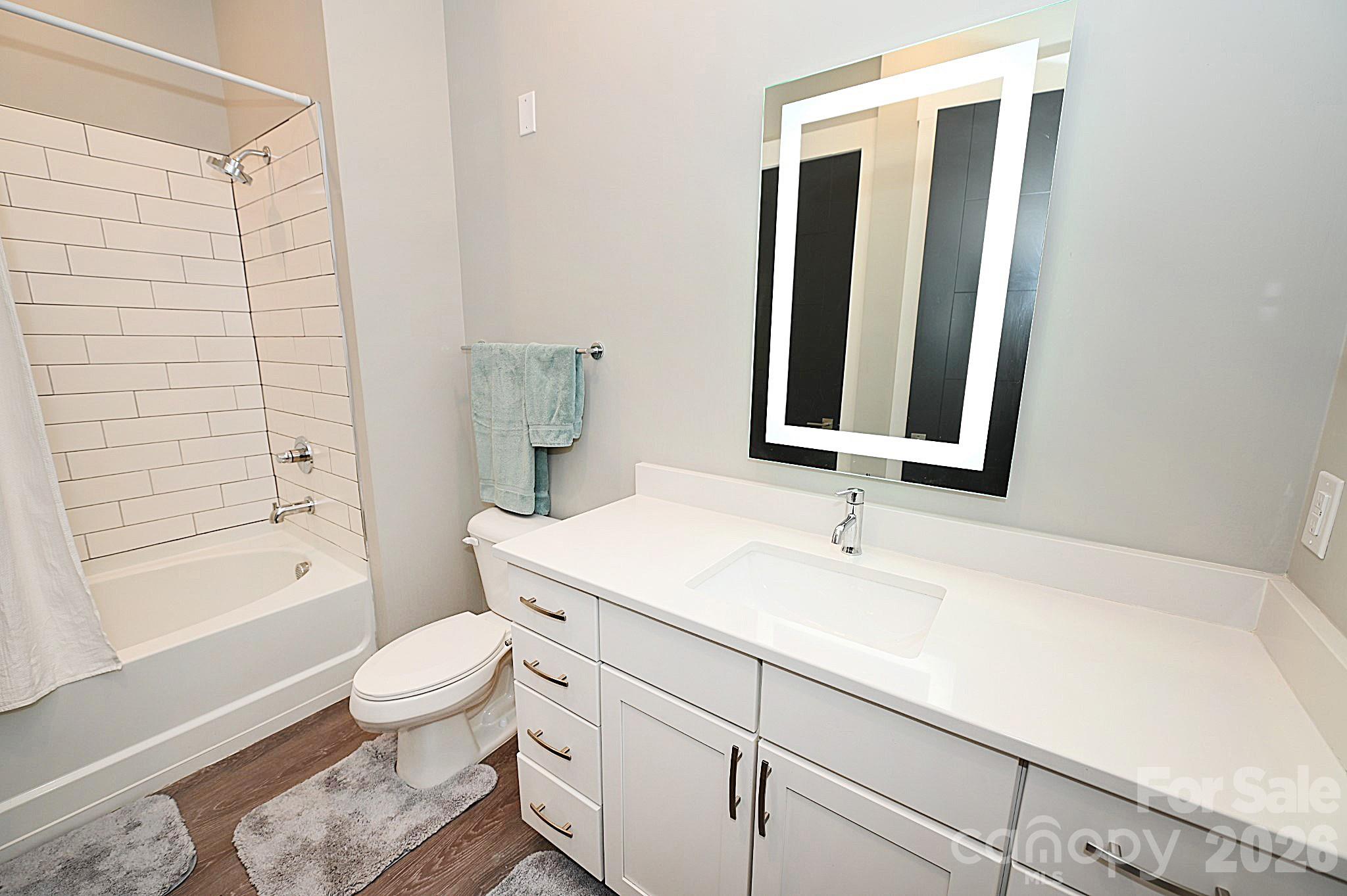 Galleries at NODA - Residential