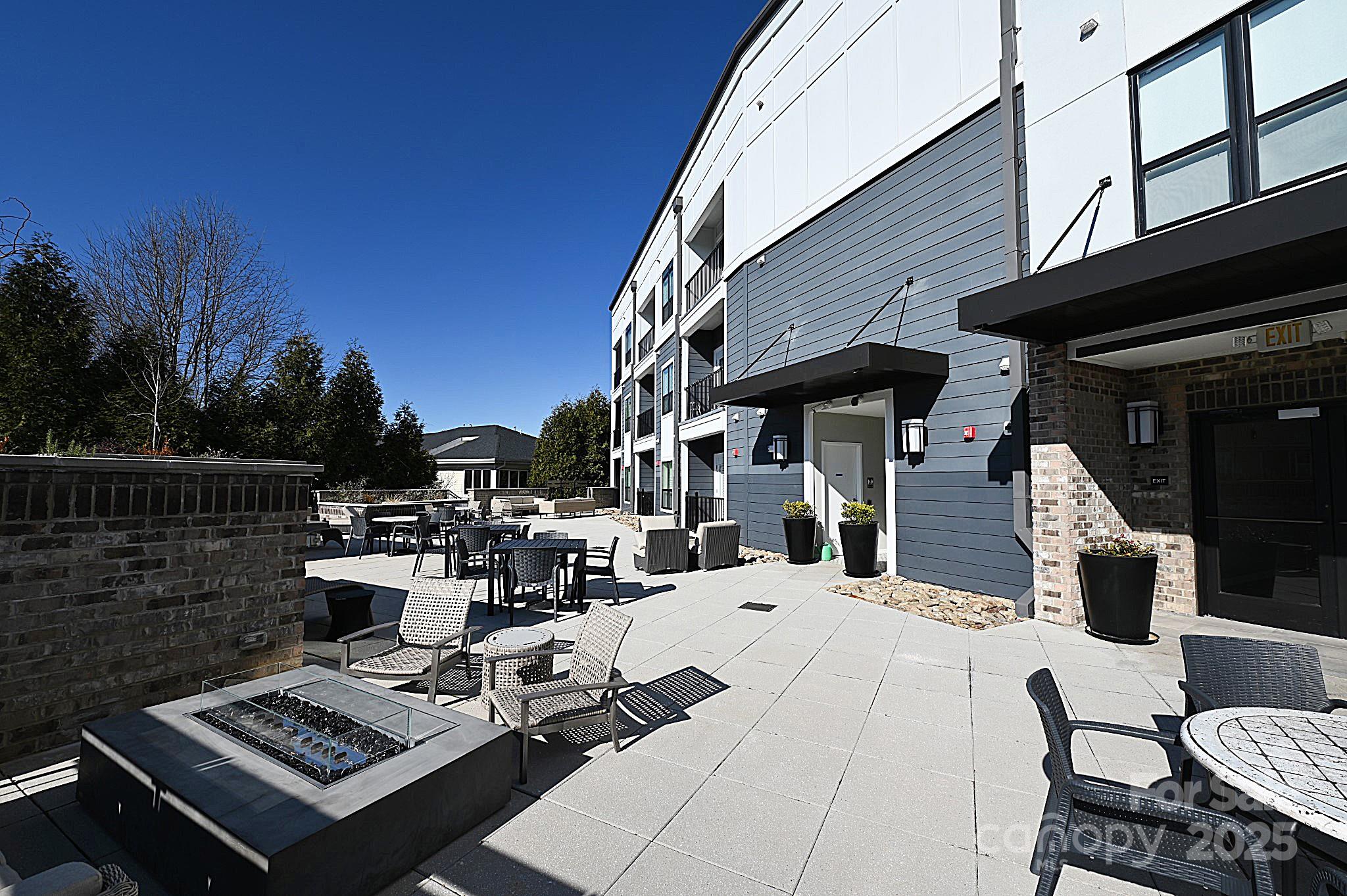 Galleries at NODA - Residential