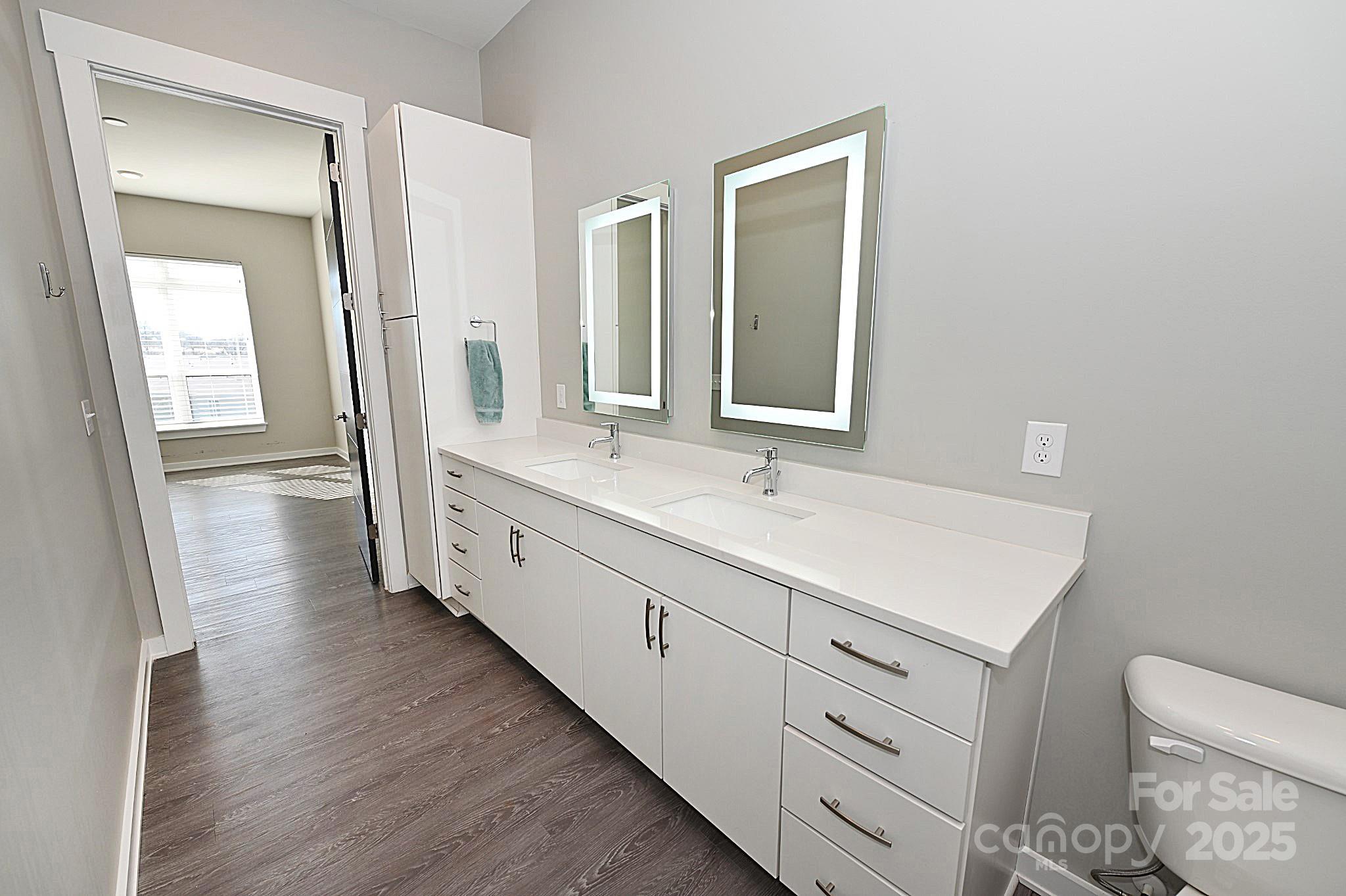 Galleries at NODA - Residential