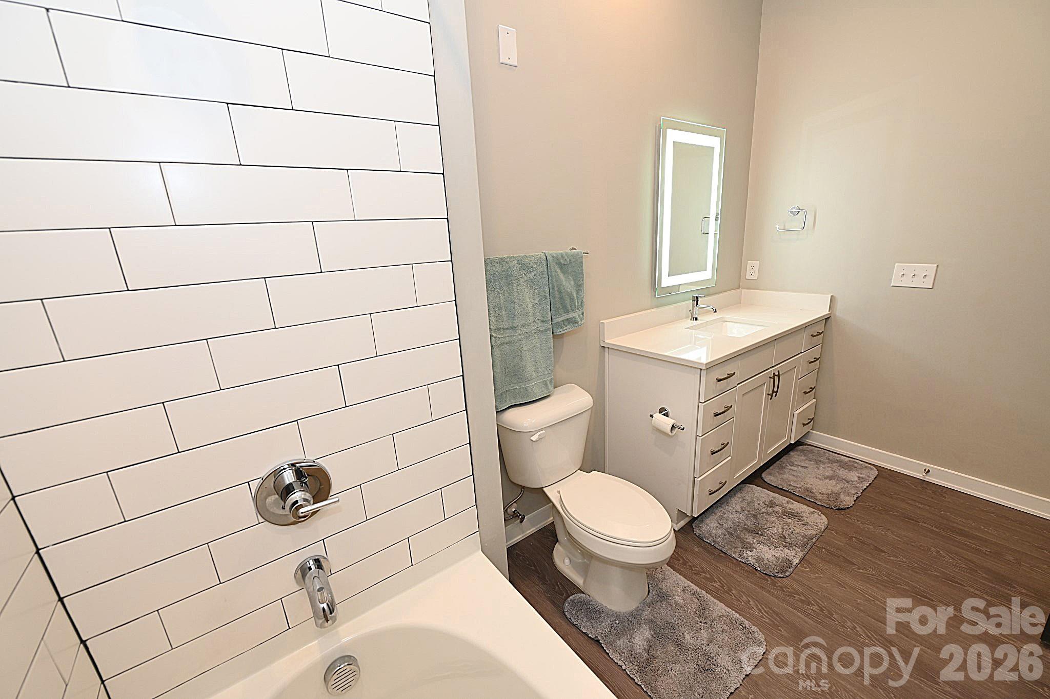 Galleries at NODA - Residential