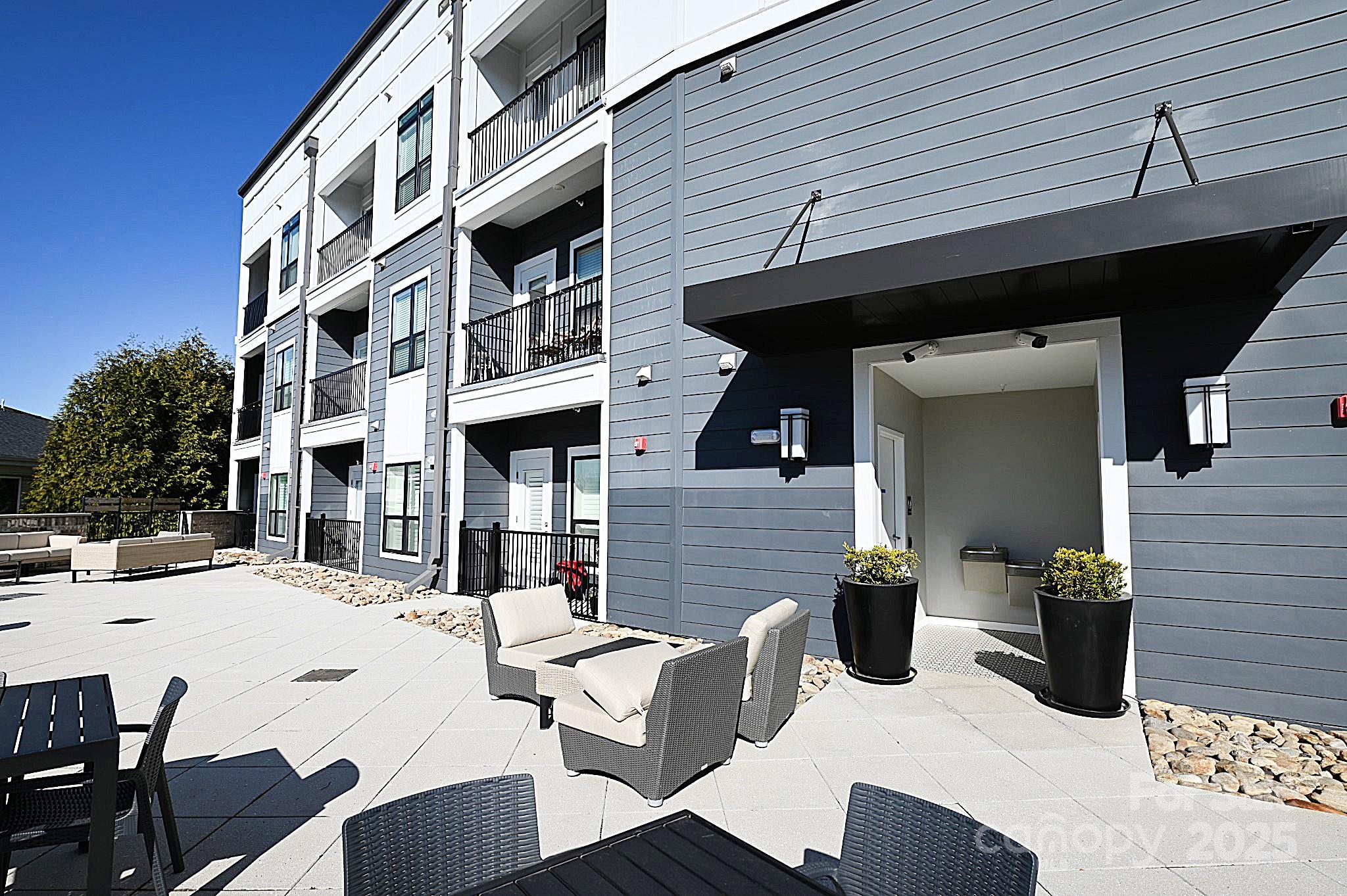 Galleries at NODA - Residential