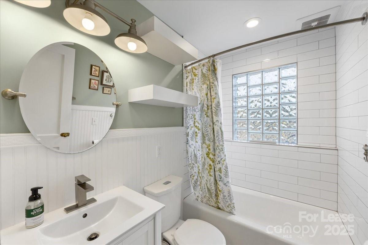 Oakdale - Residential Lease