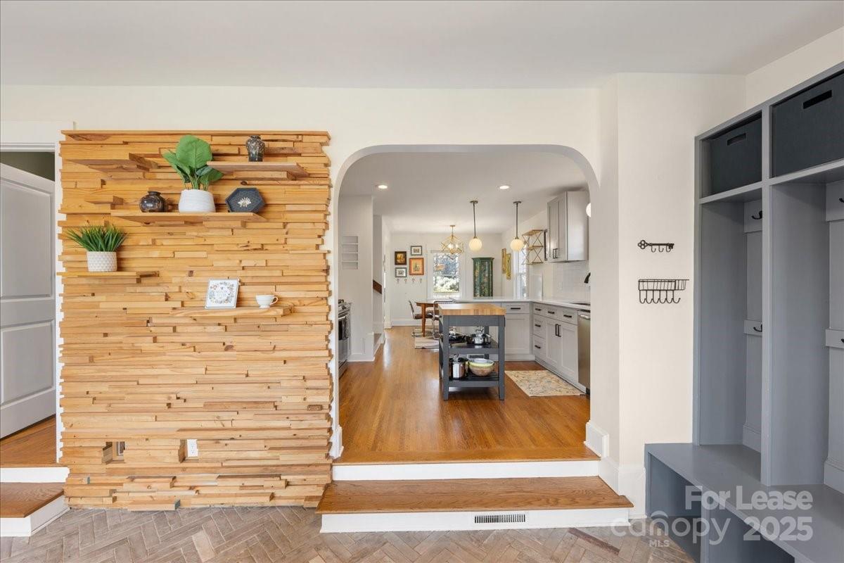 Oakdale - Residential Lease