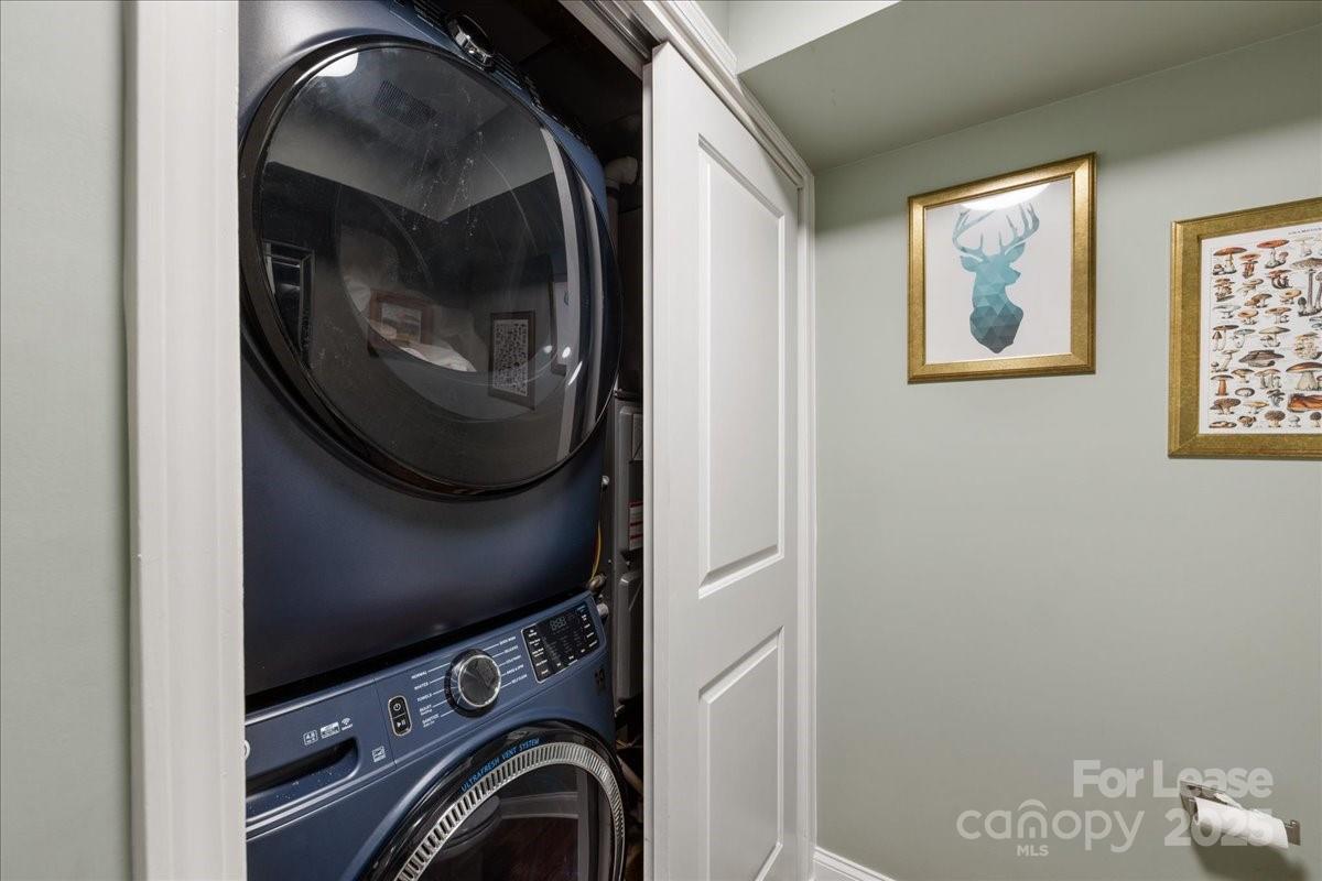 Oakdale - Residential Lease