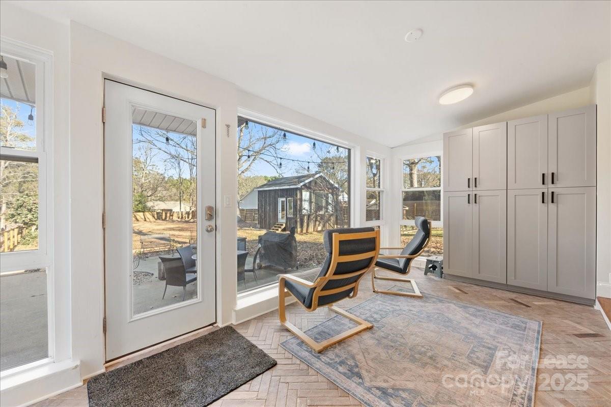 Oakdale - Residential Lease