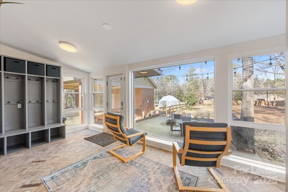 Oakdale - Residential Lease