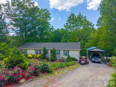 90, 60 & 132 Hennessee Street Clyde NC 28721