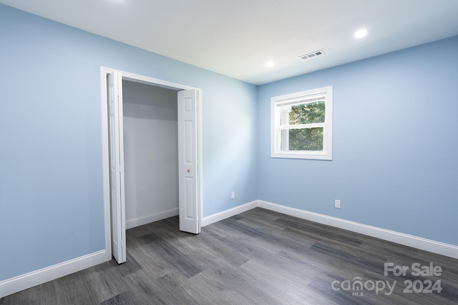 Hickory Hills - Residential