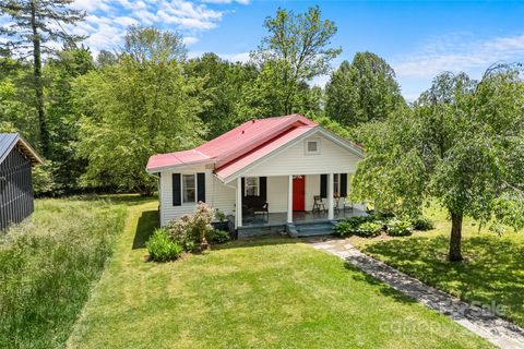 115 McMinn Avenue Brevard NC 28712