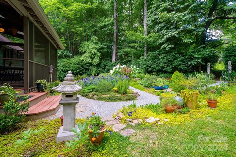 A home in Hendersonville