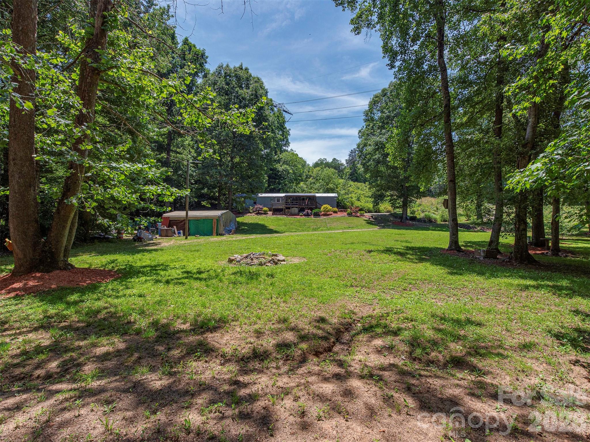 3901 Hickory Highway