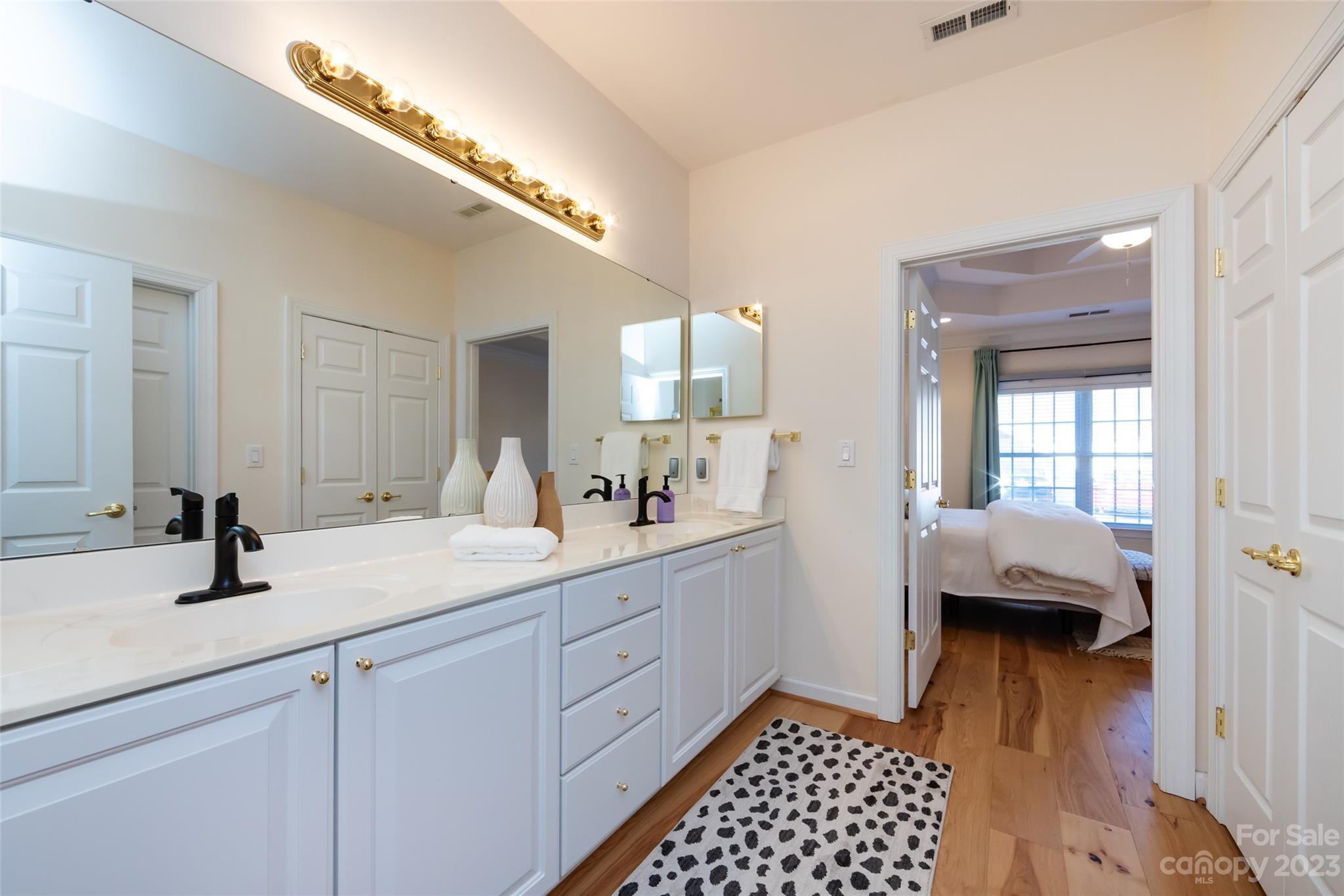 Windsor Oaks - Residential