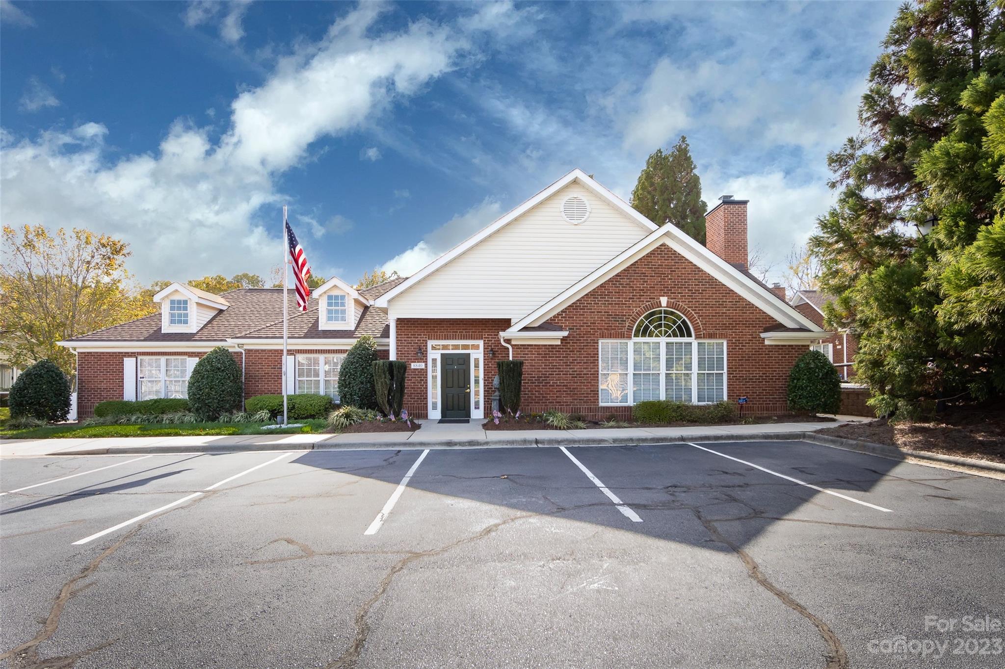 Windsor Oaks - Residential