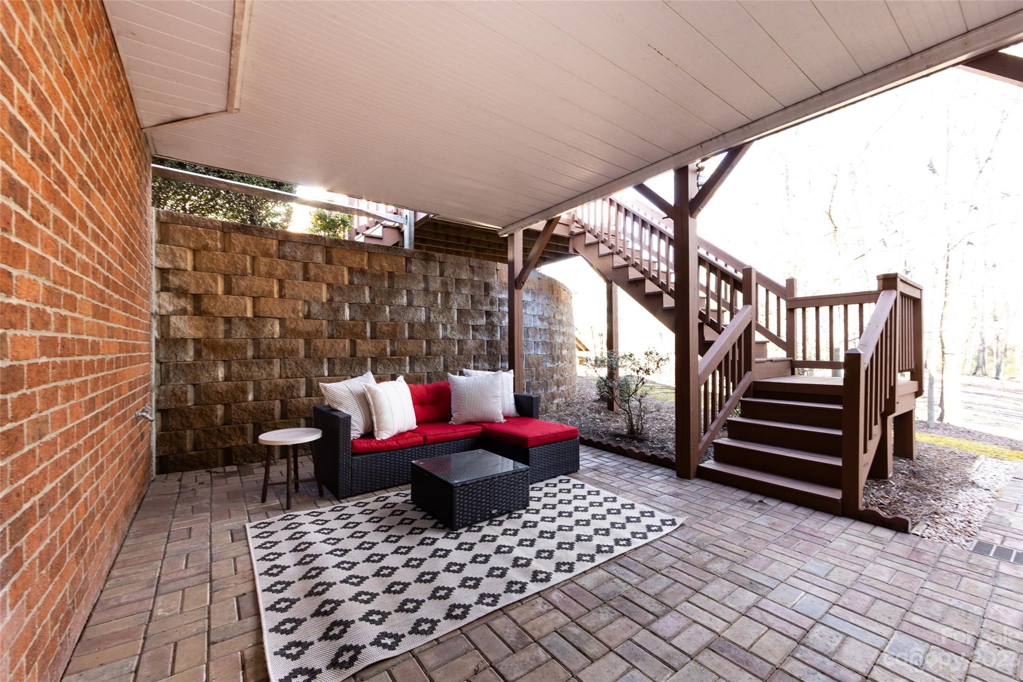 Windsor Oaks - Residential