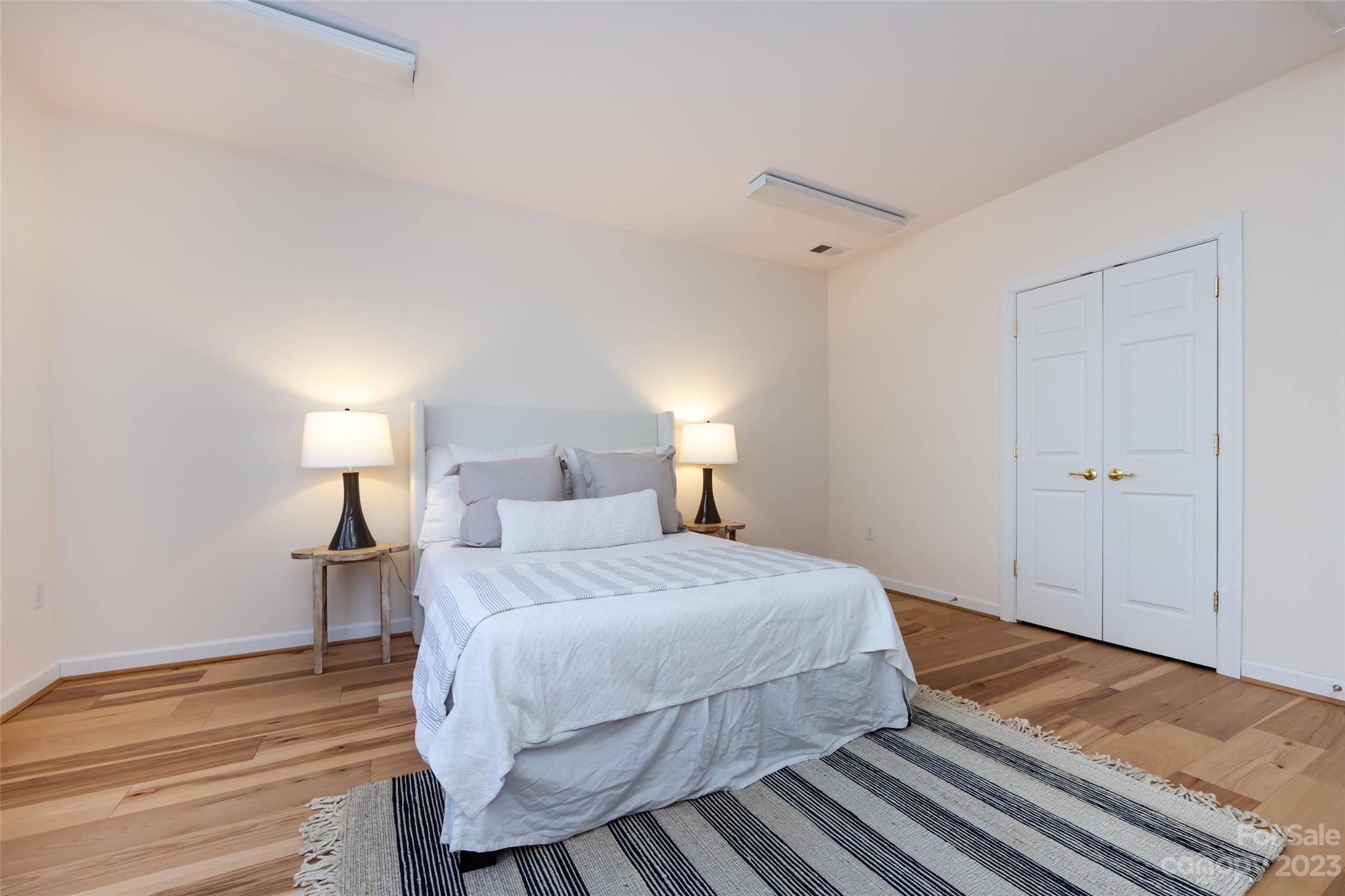 Windsor Oaks - Residential