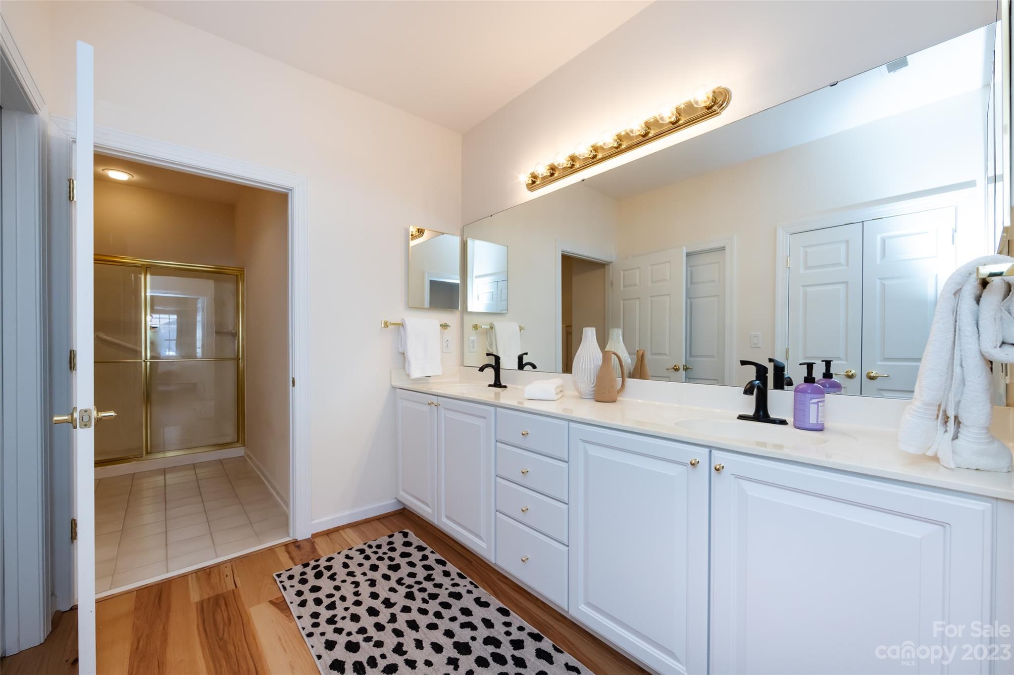 Windsor Oaks - Residential