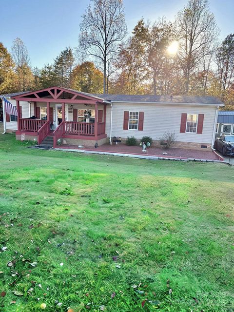 5951 Great Divide Claremont NC 28610