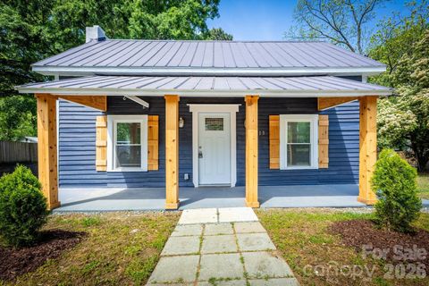 Photo of 19513 Meridian Street, Cornelius, NC 28031 (MLS # 4370578)