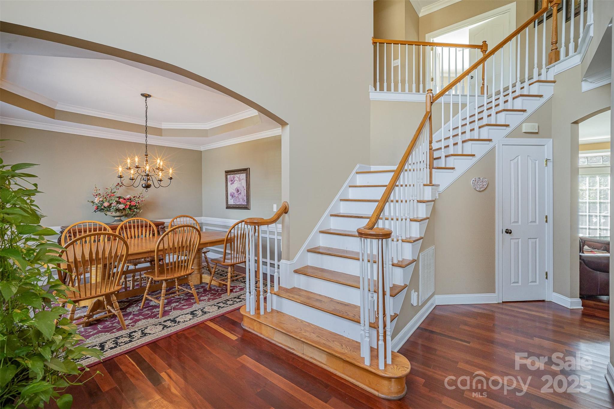 9423 Belmont Lane
