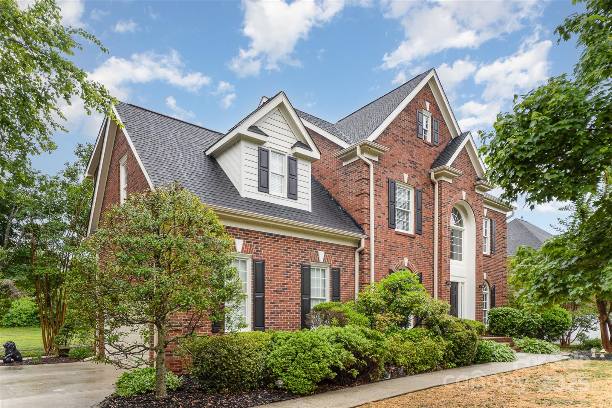 9423 Belmont Lane