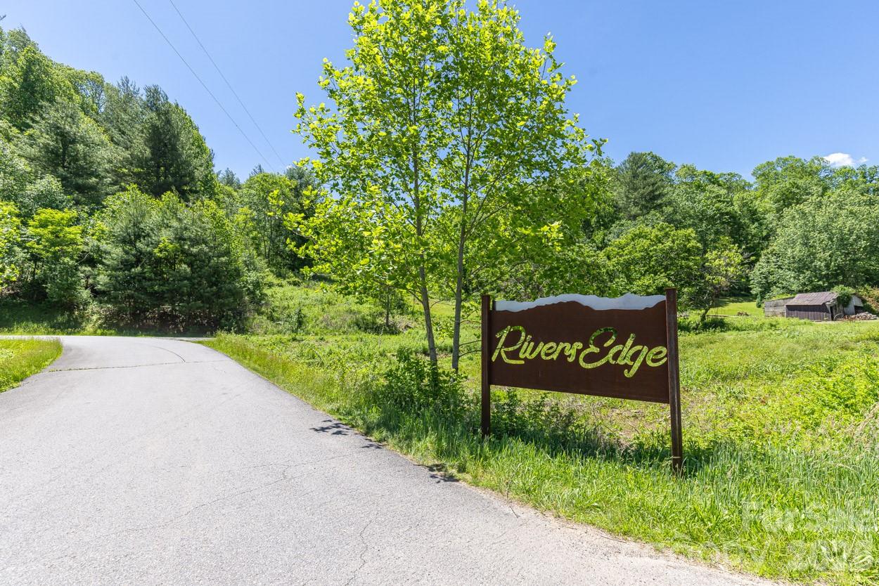 Rivers Edge - Land