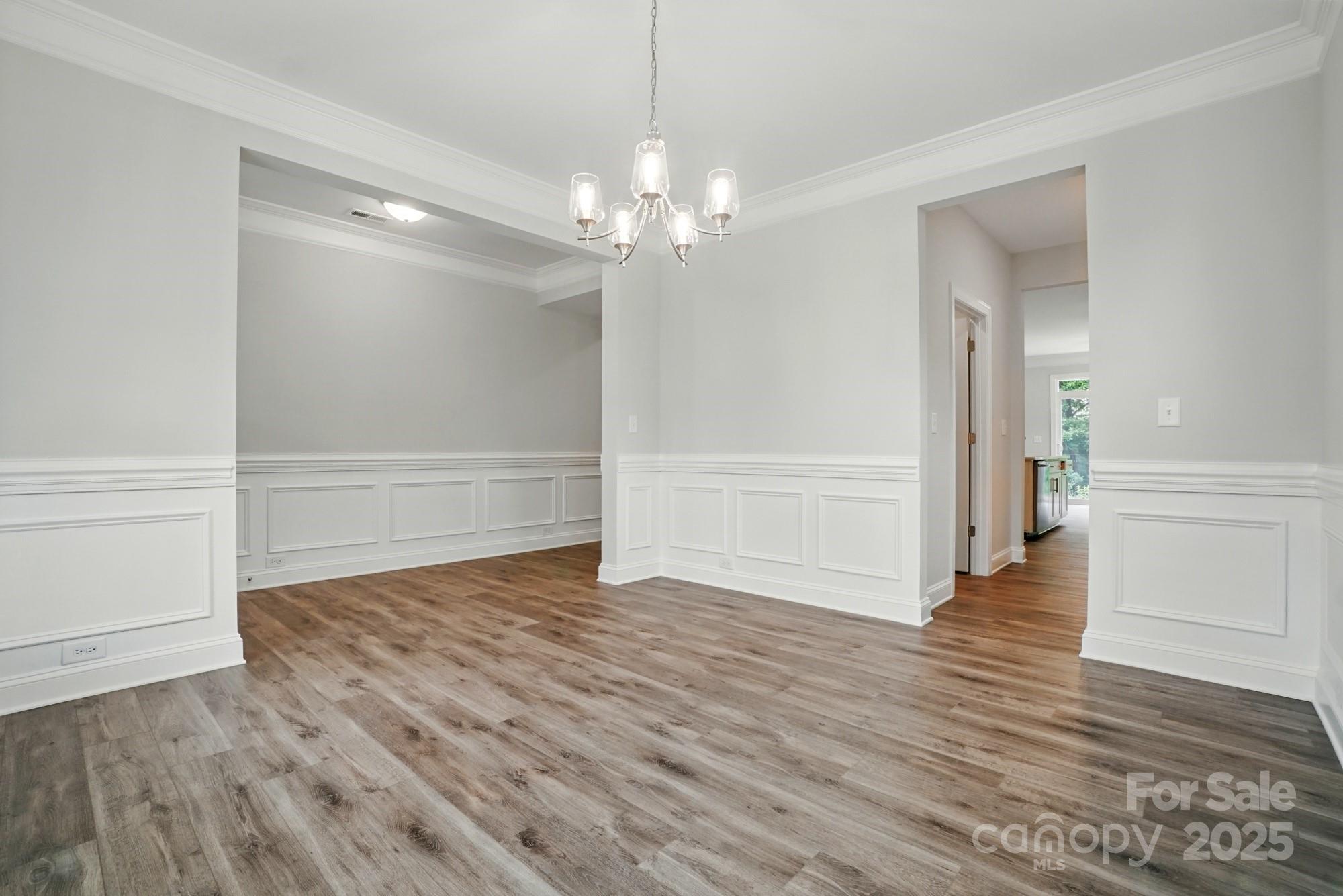 5404 Verona Road 36