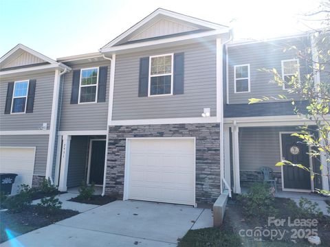 Photo of 2931 Penninger Circle, Charlotte, NC 28262 (MLS # 4325573)