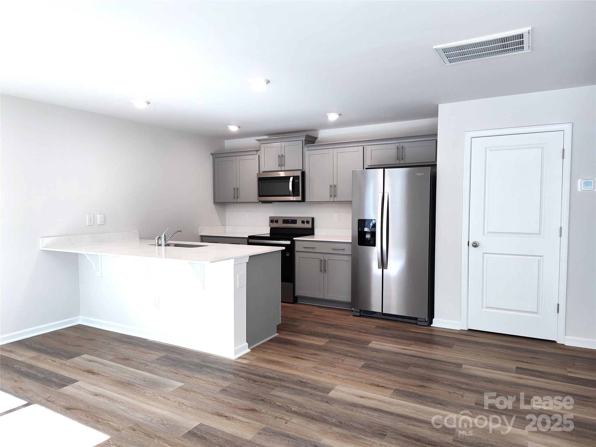 2931 Penninger Circle