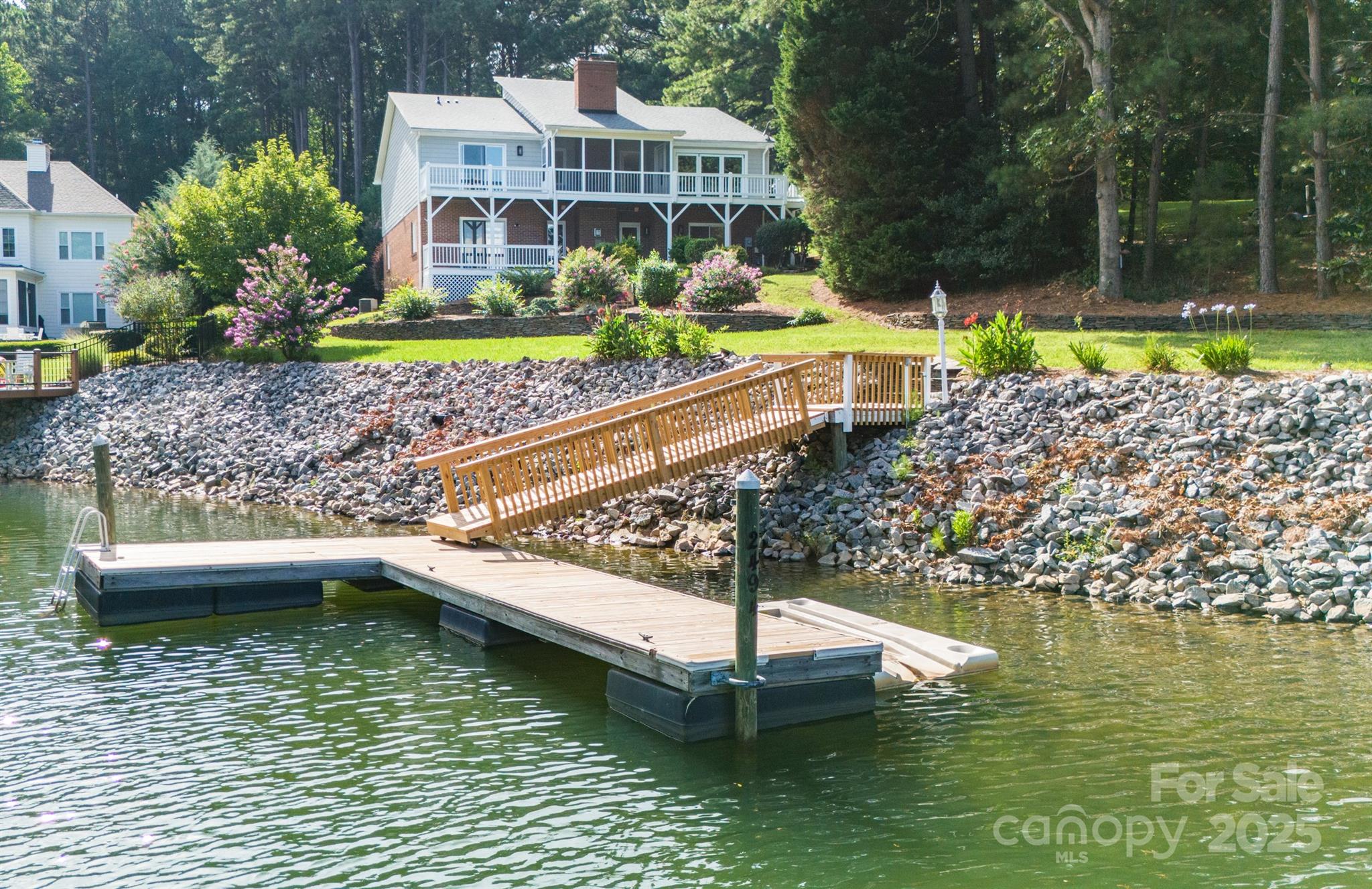 2494 Cherry Lane