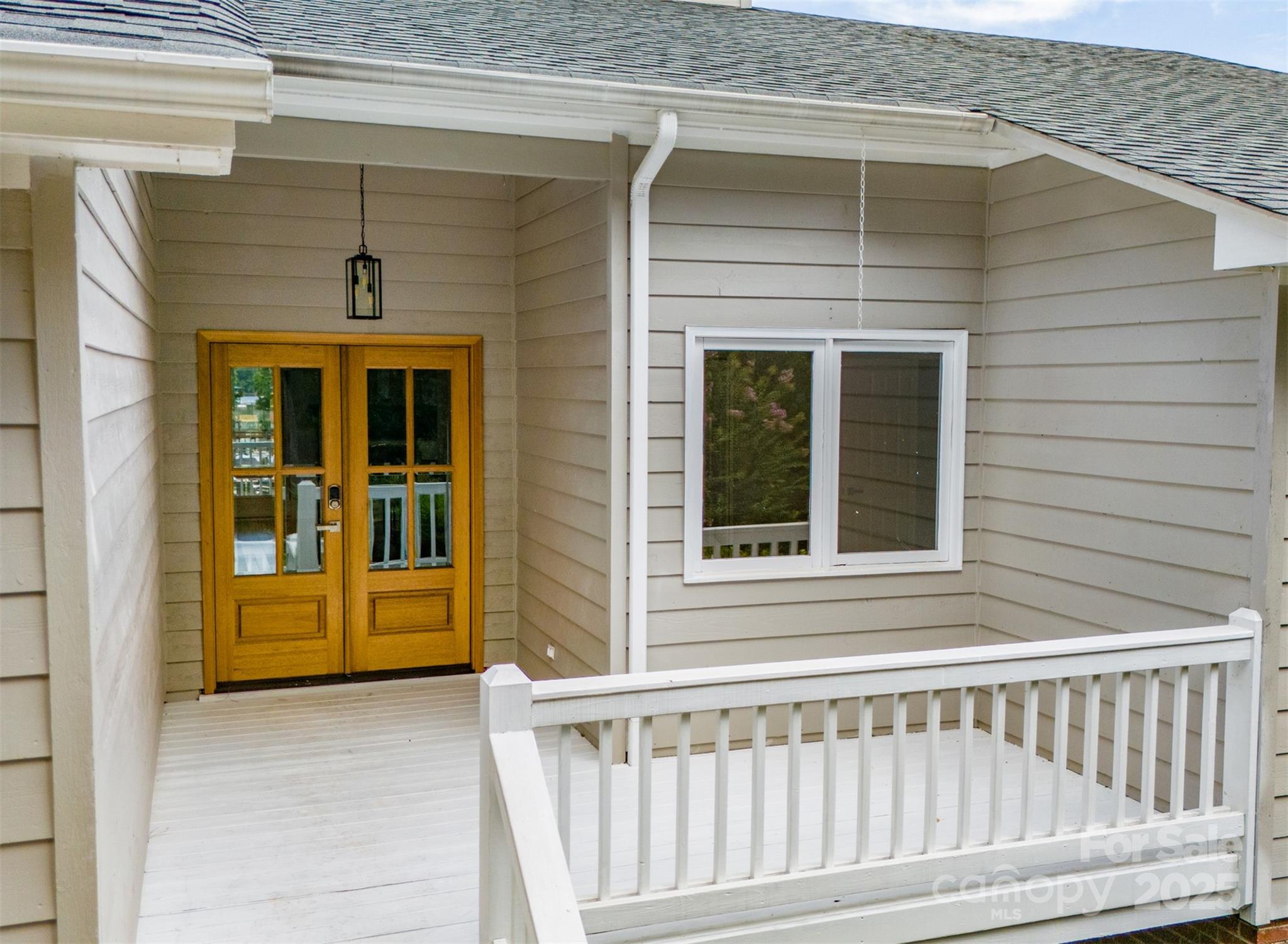 2494 Cherry Lane