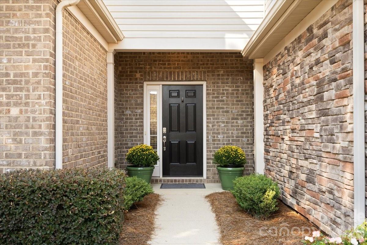 6437 Silver Star Lane