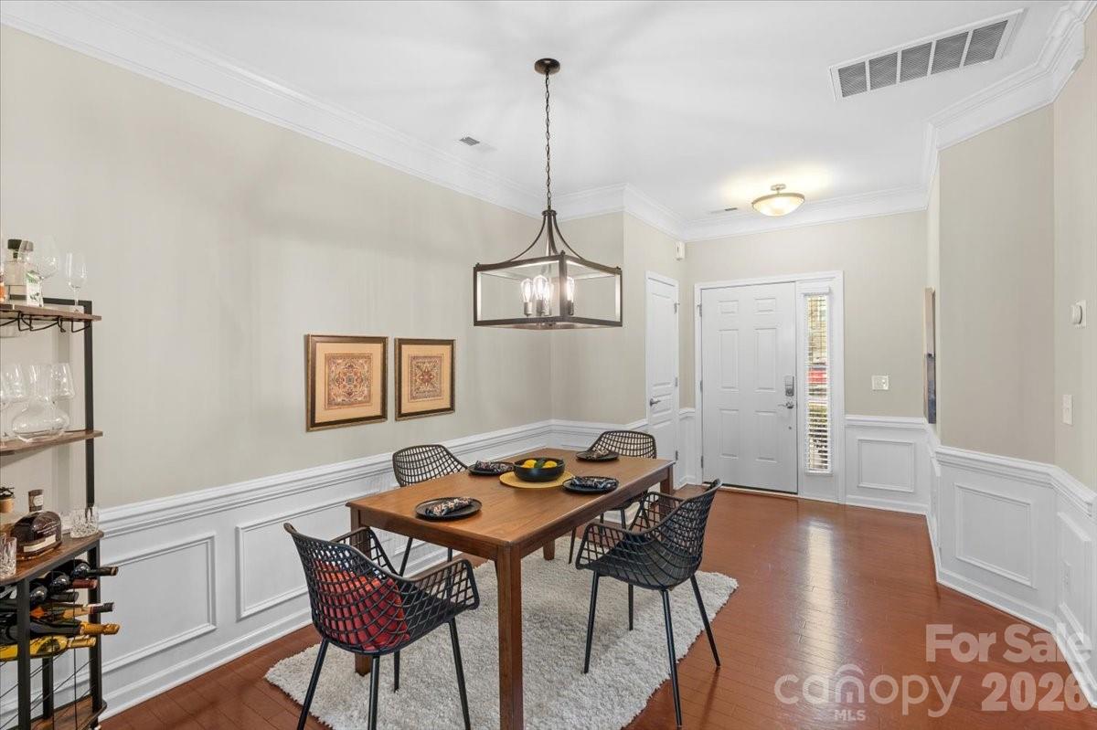 6437 Silver Star Lane