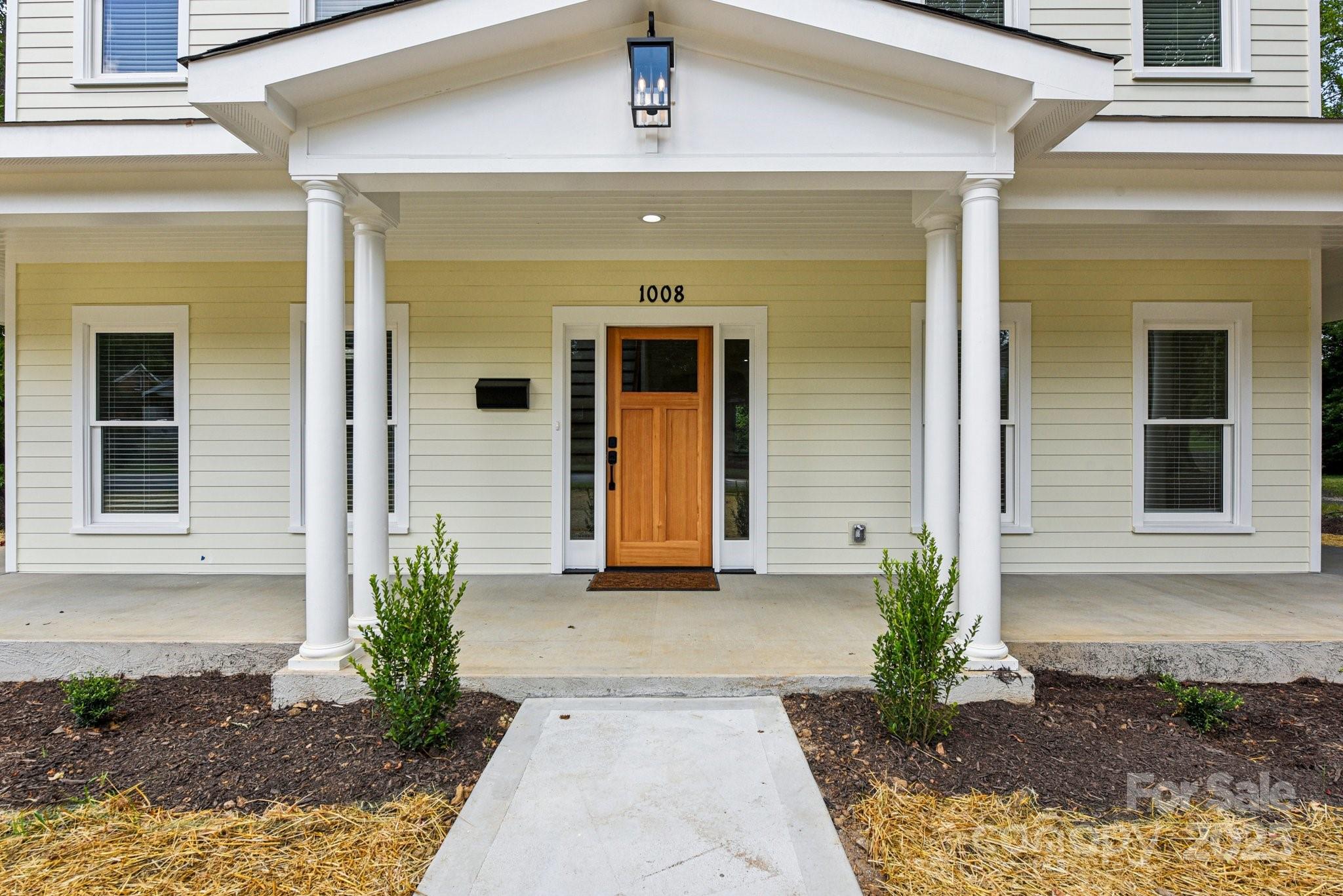 1008 N Main Street
