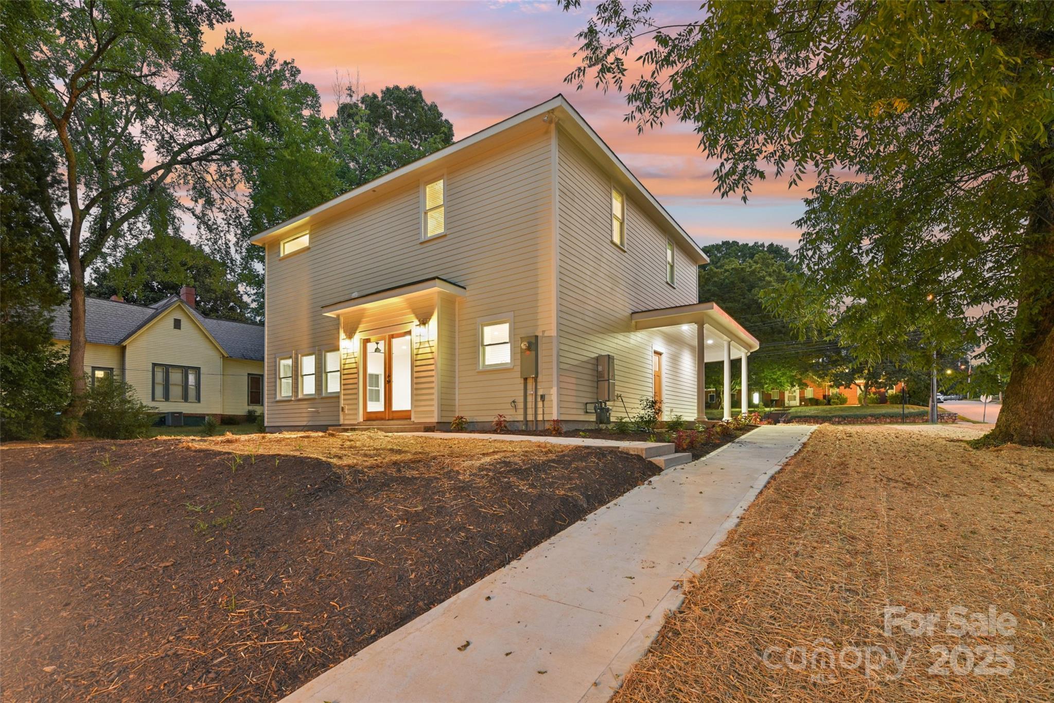 1008 N Main Street
