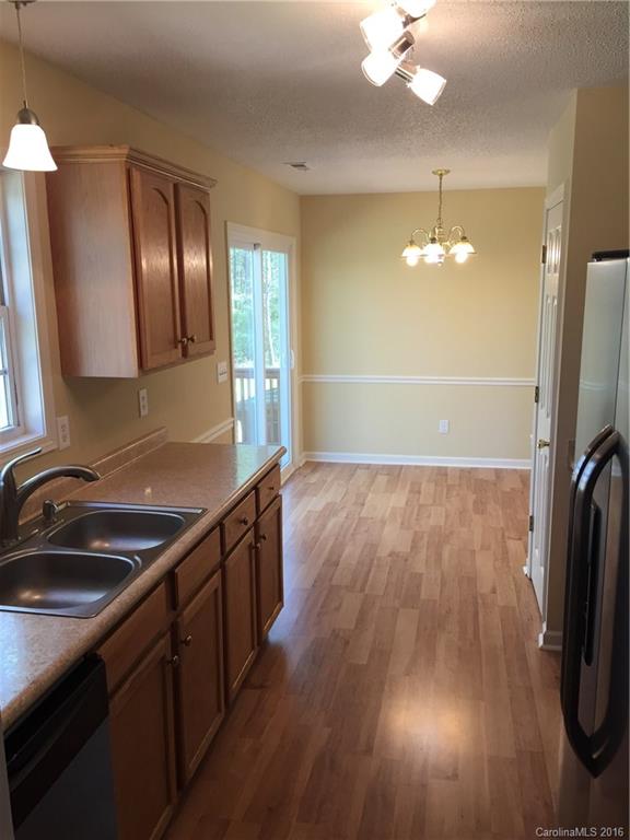 Avery Lake - Residential