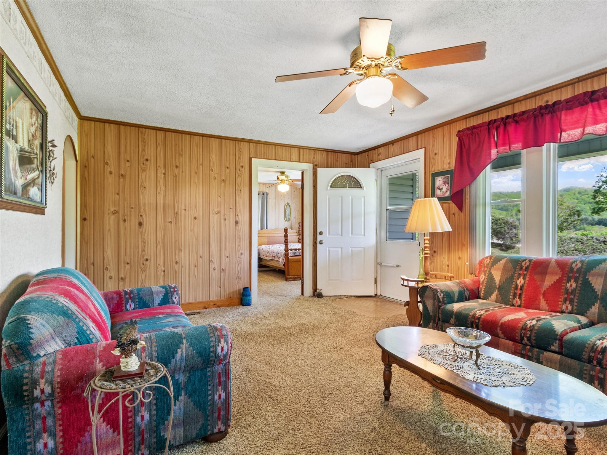 43 Charter Way
