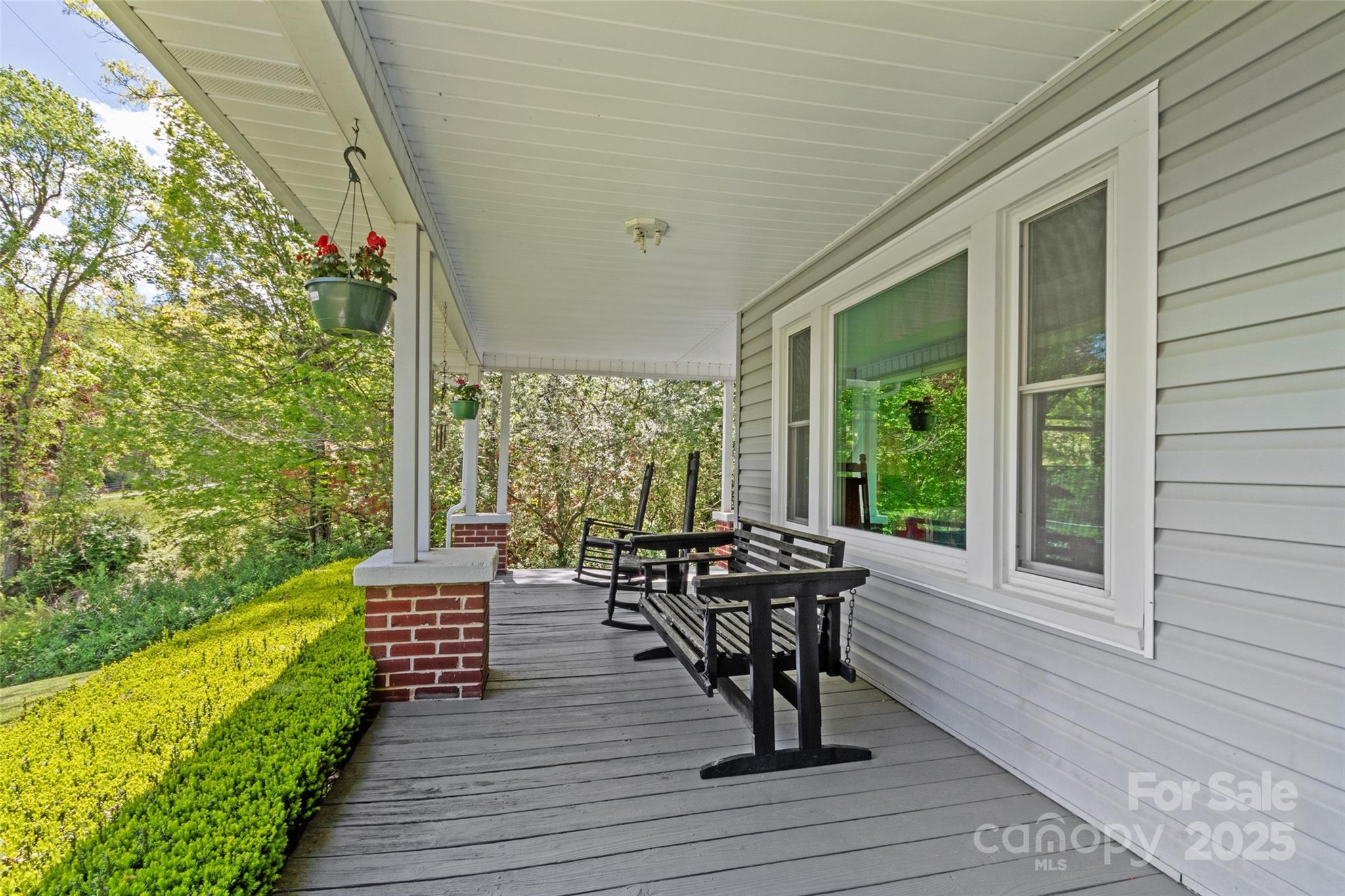 43 Charter Way