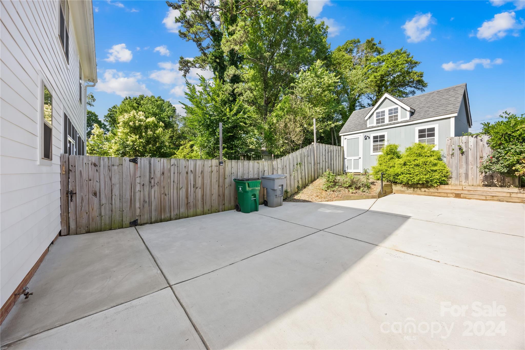 Villa Heights - Residential