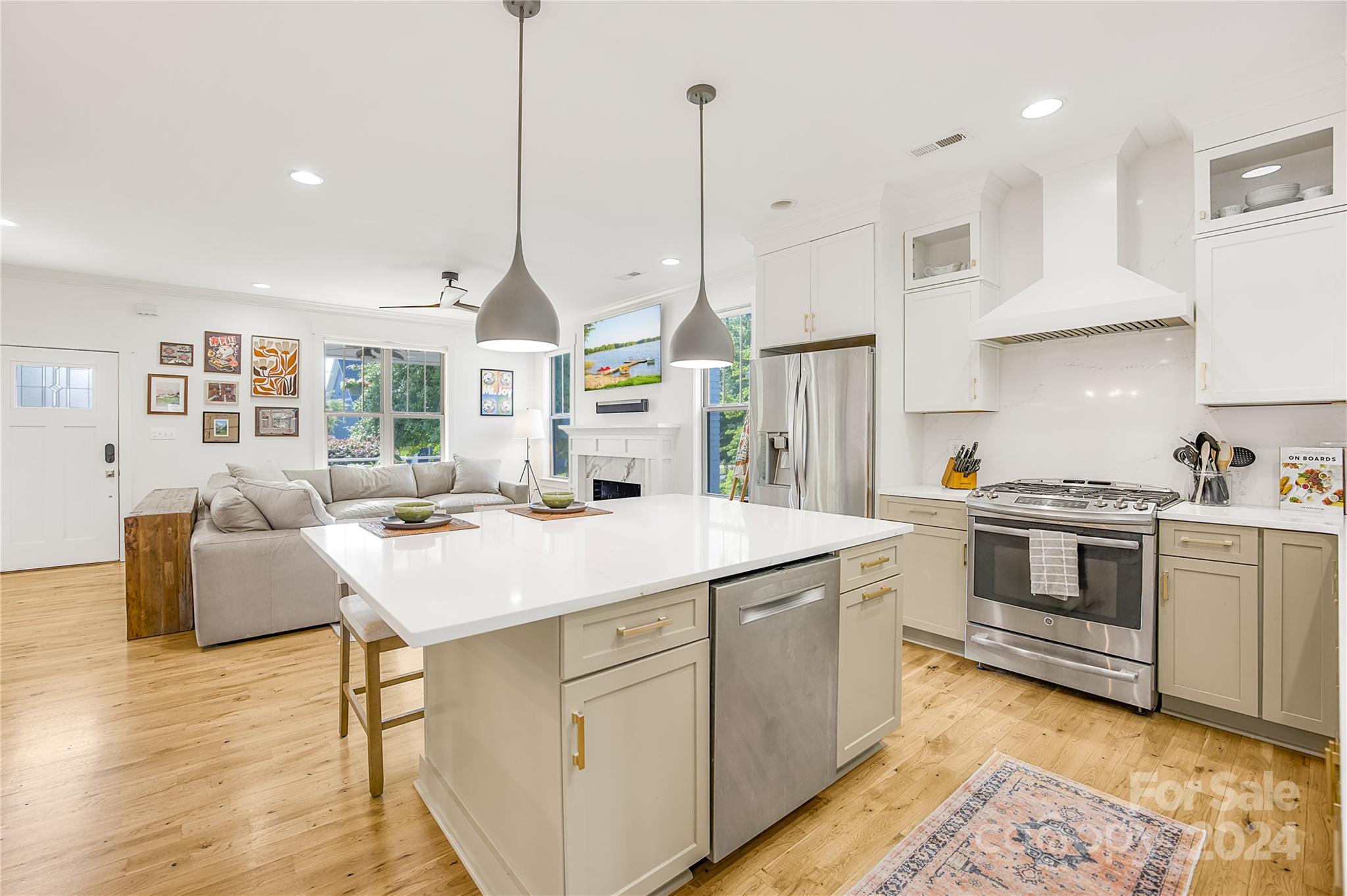 Villa Heights - Residential