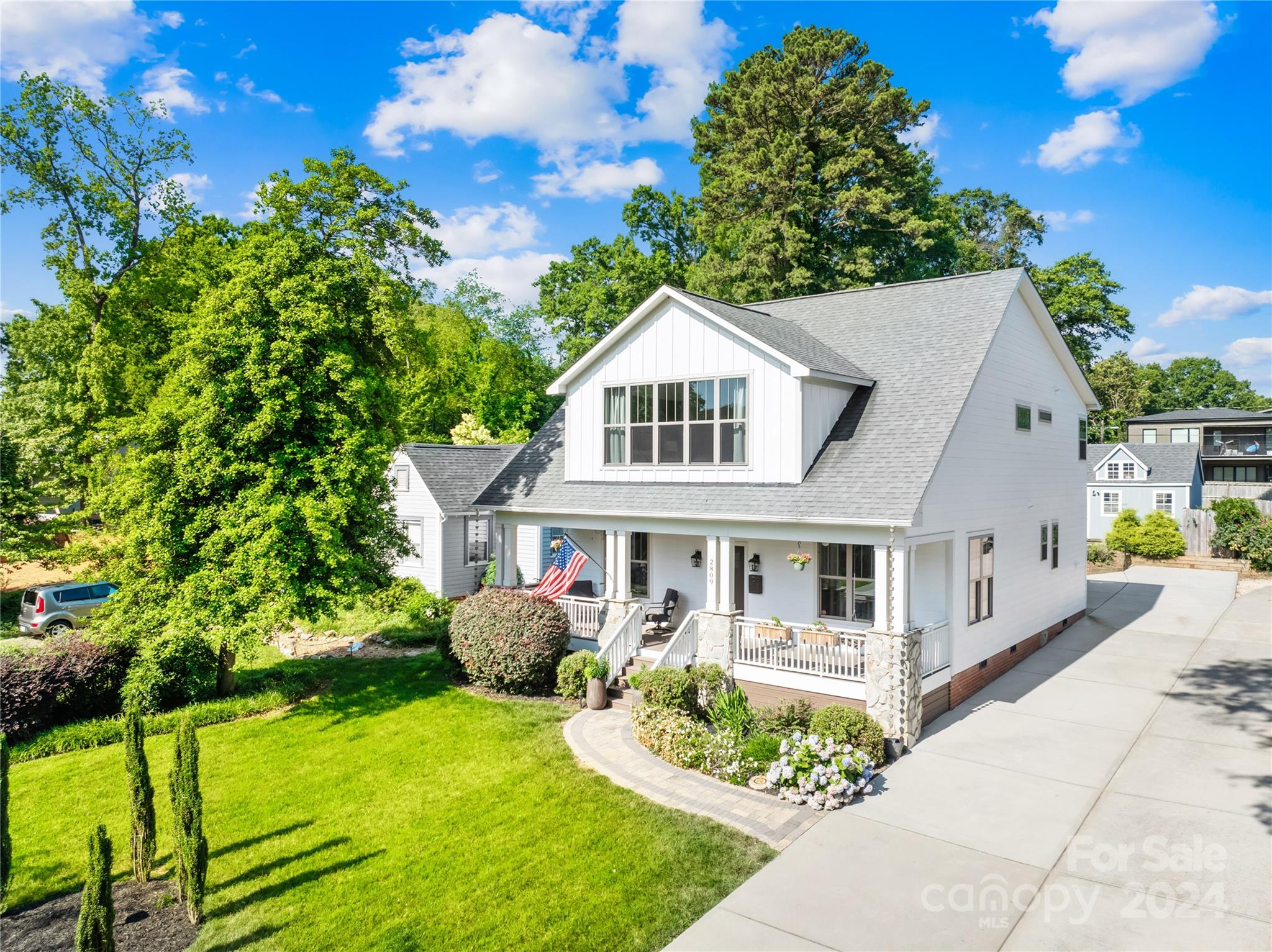 Villa Heights - Residential