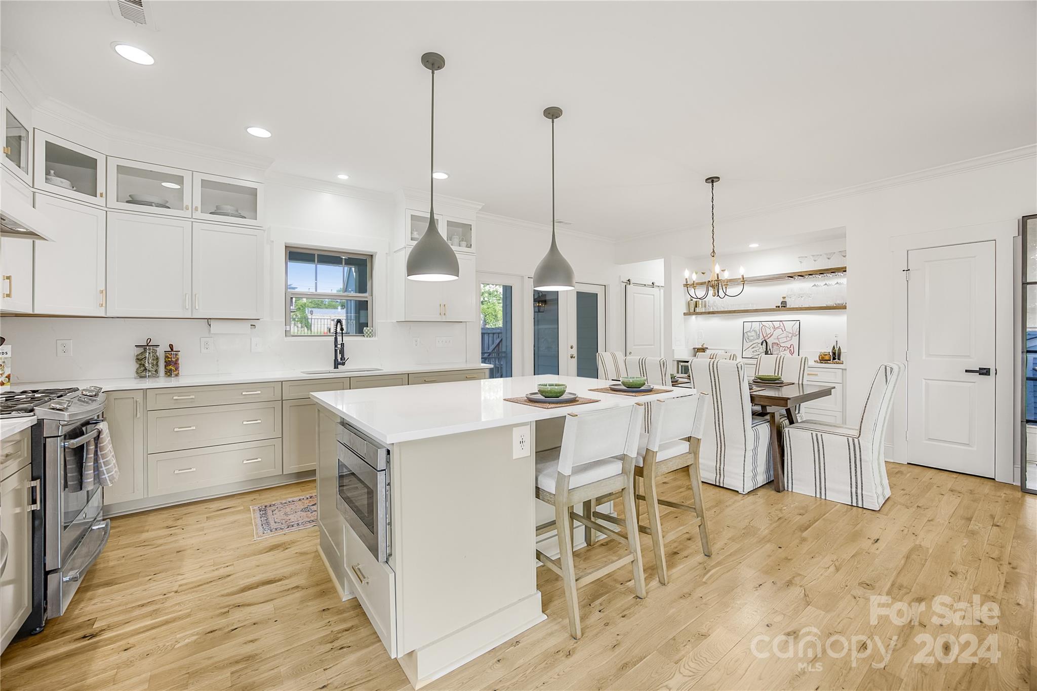 Villa Heights - Residential