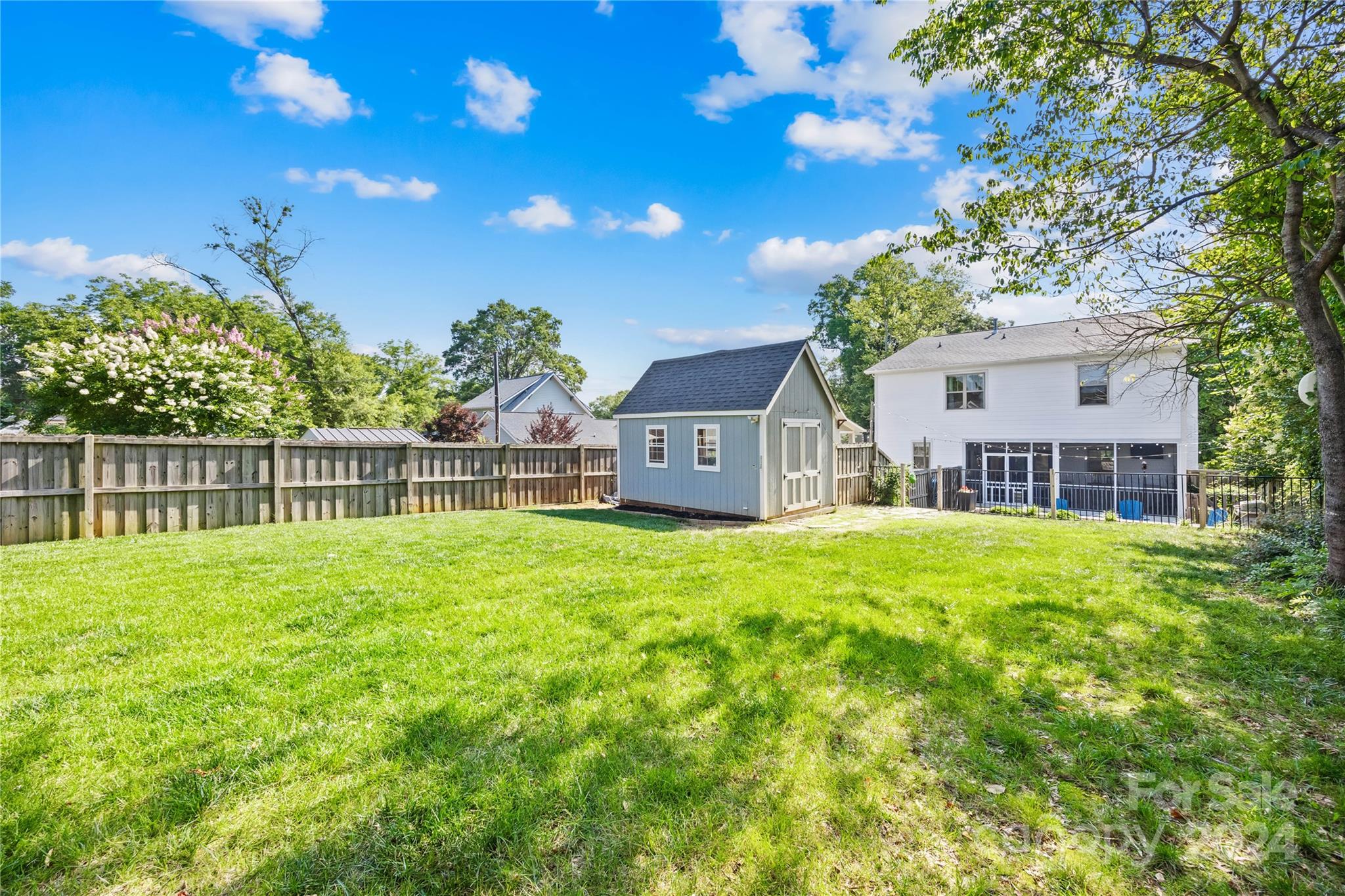 Villa Heights - Residential