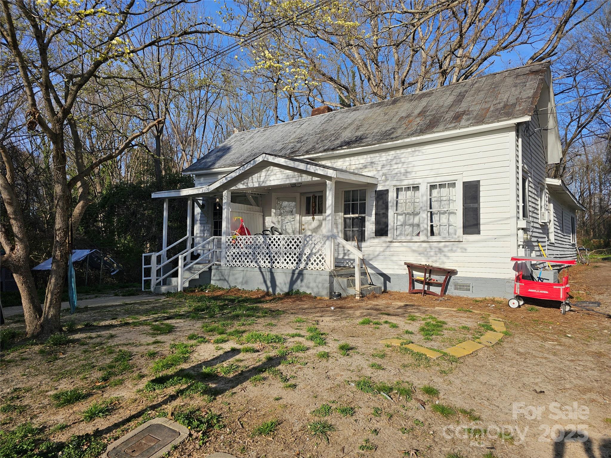 508 E Carpenter Street