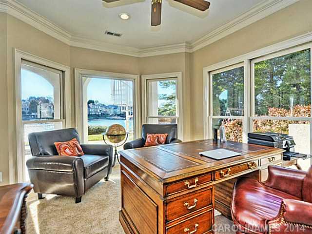 The Peninsula - Residential