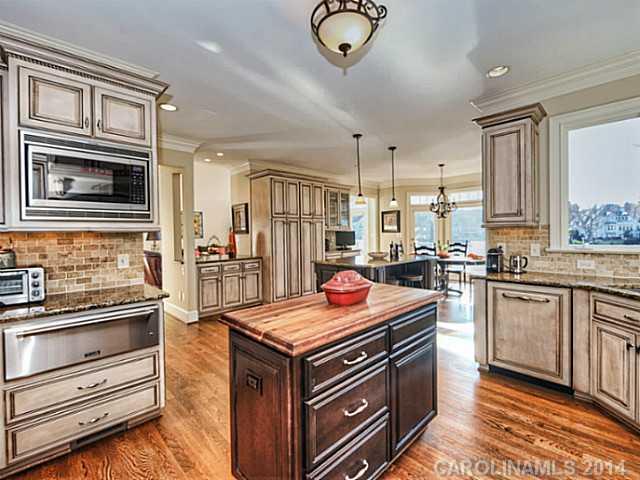 The Peninsula - Residential