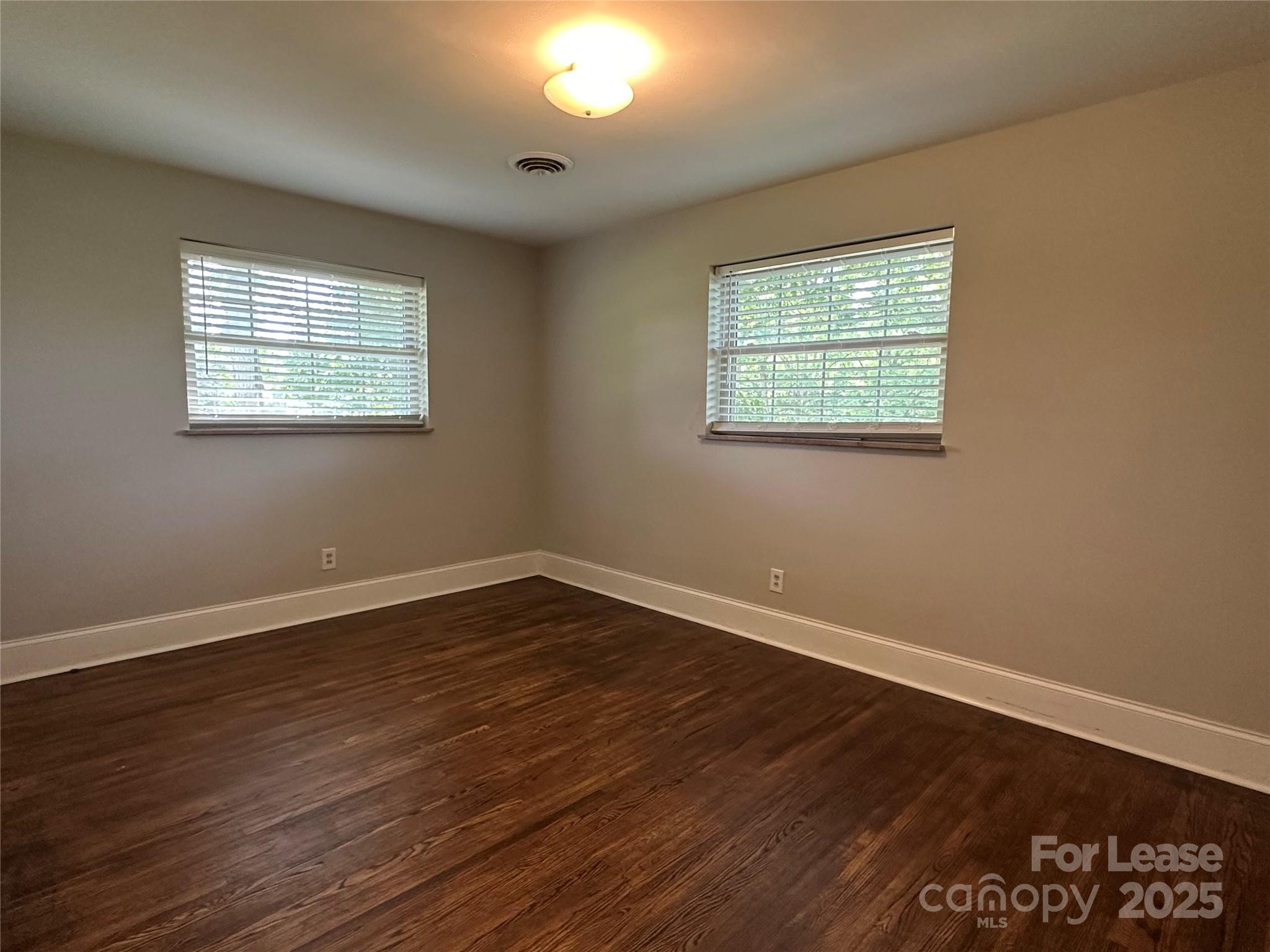 Oakdale Forest - Residential Lease