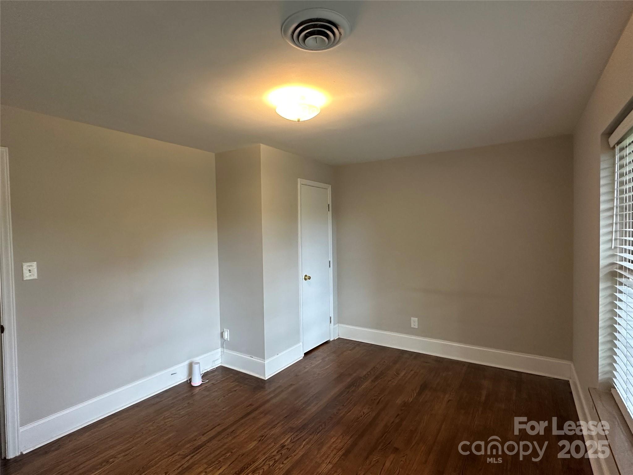 Oakdale Forest - Residential Lease