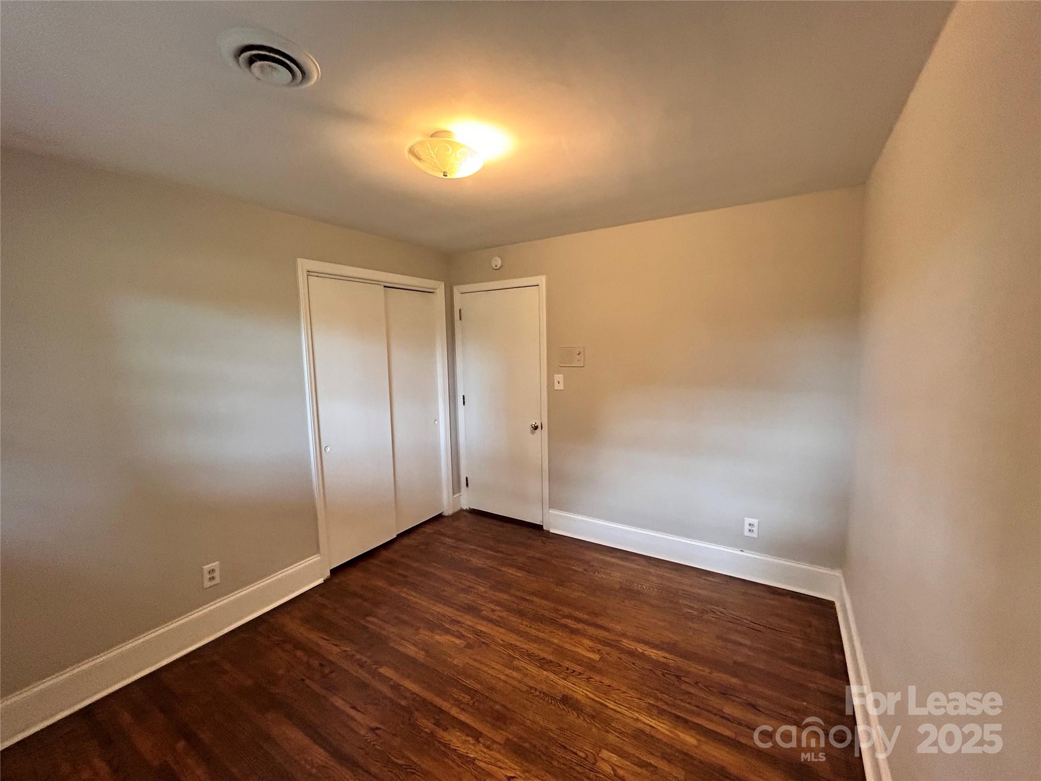 Oakdale Forest - Residential Lease