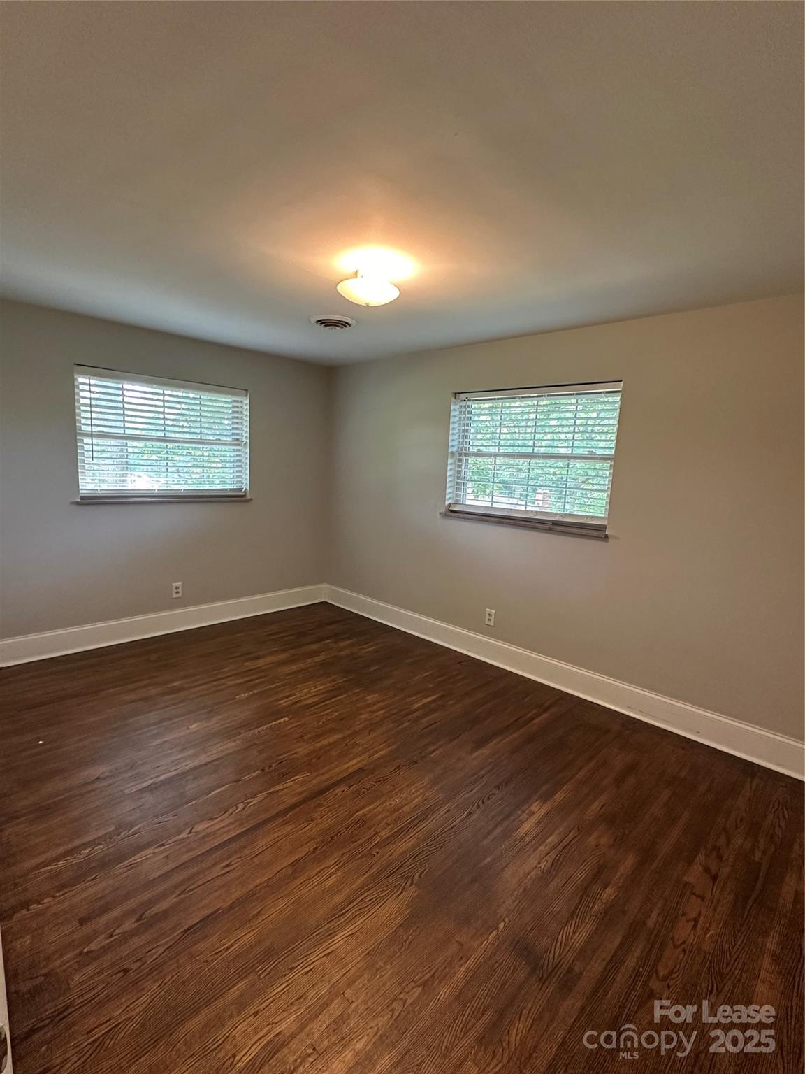 Oakdale Forest - Residential Lease