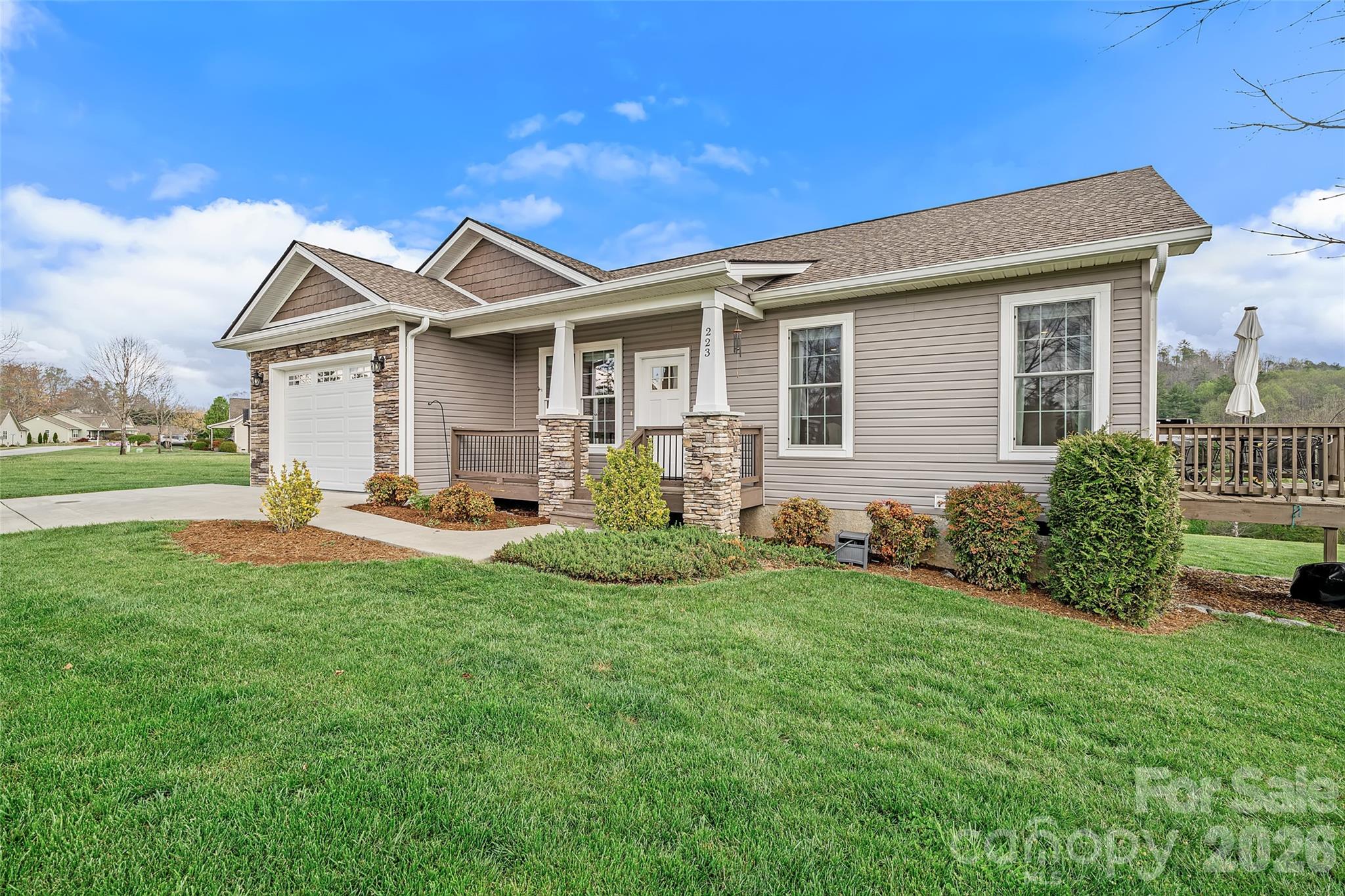 223 River Breeze Lane